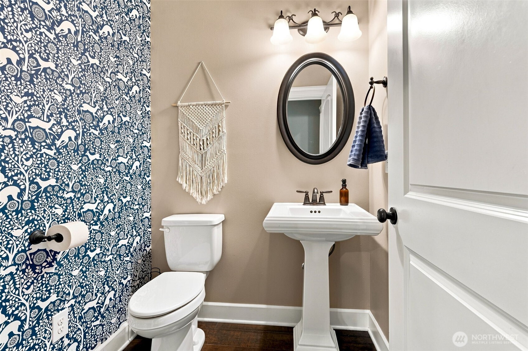 15425 Smith Prairie Road Southeast Yelm, WA 98597 - Photo 18 of 40 Gallery Image 18