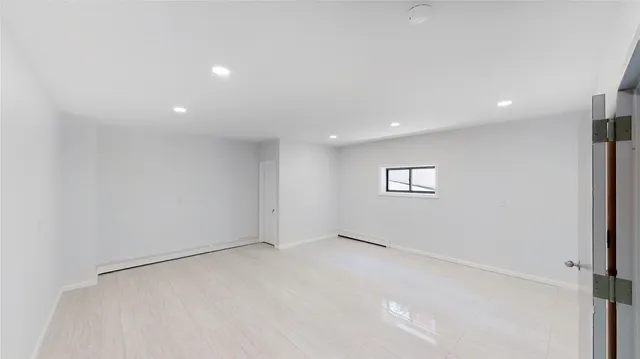 $1,399,000 | 37 Lakeshore Drive, Oakland, NJ 07436