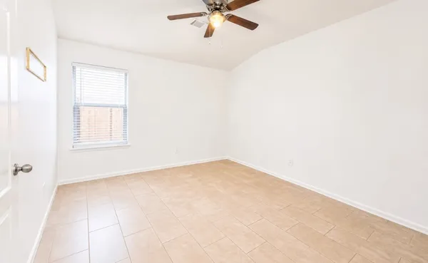 $2,595 | 16715 Bending Creek Lane, Friendswood, TX 77546