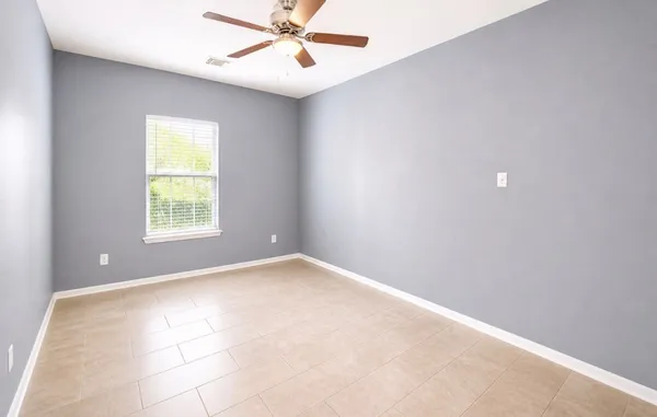 $2,595 | 16715 Bending Creek Lane, Friendswood, TX 77546