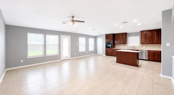 $2,595 | 16715 Bending Creek Lane, Friendswood, TX 77546