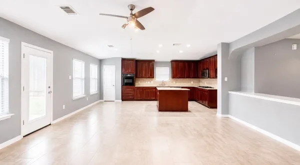 $2,595 | 16715 Bending Creek Lane, Friendswood, TX 77546