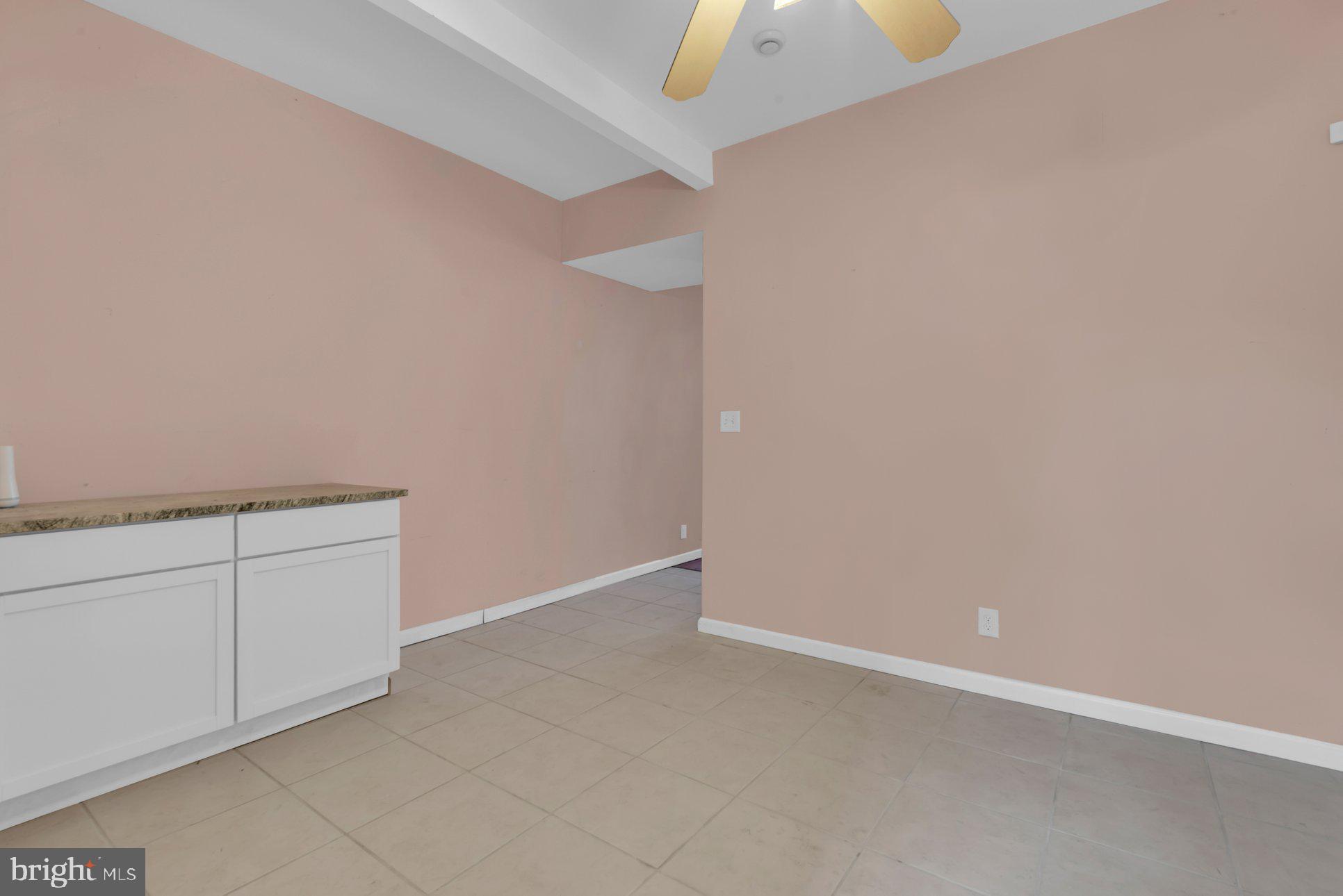 1007 East Preston Street Baltimore, MD 21202 - Photo 6 of 36 a view of an empty room