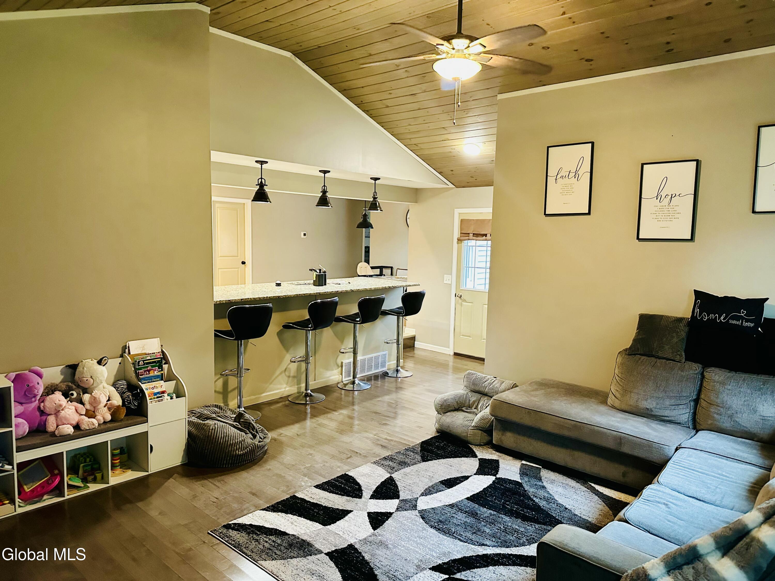 3219 Williams Street Rotterdam, NY 12306 - Photo 10 of 22 Interior_10