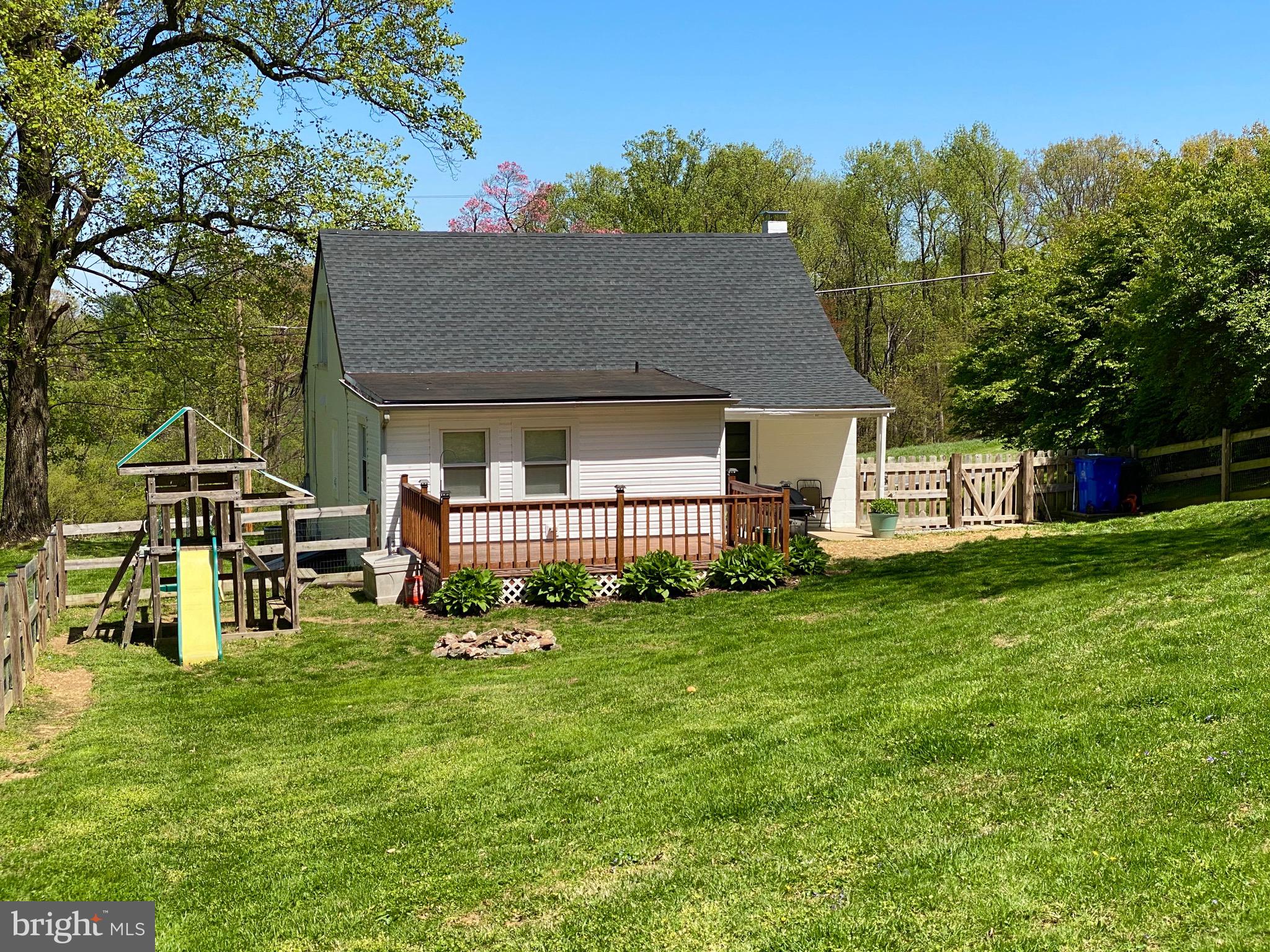 7734 Edgewood Church Road Frederick, MD 21702 - Photo 12 of 32 Deck for entertaining