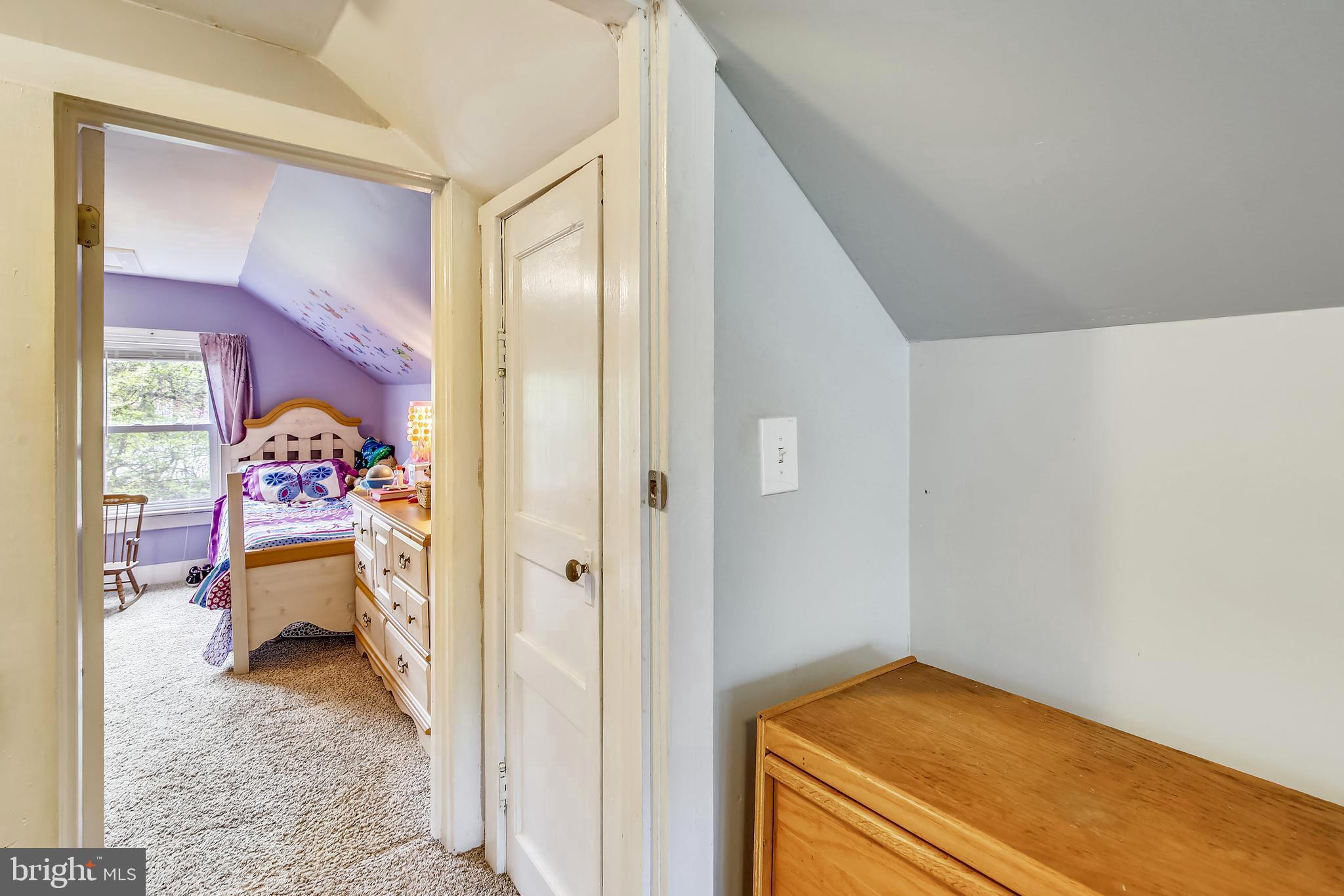 7734 Edgewood Church Road Frederick, MD 21702 - Photo 27 of 32 Between bedrooms upstairs