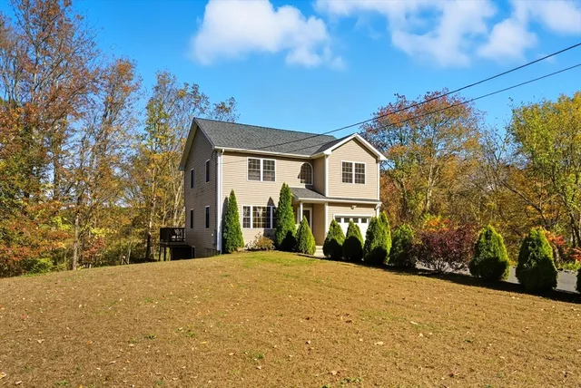 $469,900 | 116 Granville Road, Southwick, MA 01077