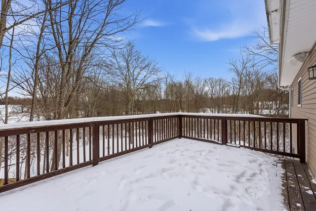 $469,900 | 116 Granville Road, Southwick, MA 01077