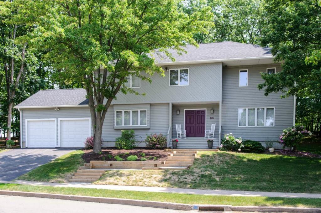 415 Stevenson Road New Haven, CT 06515 - Photo 1 of 1