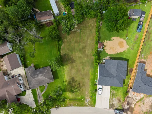$130,000 | 10425 North Oswego Street, Houston, TX 77029