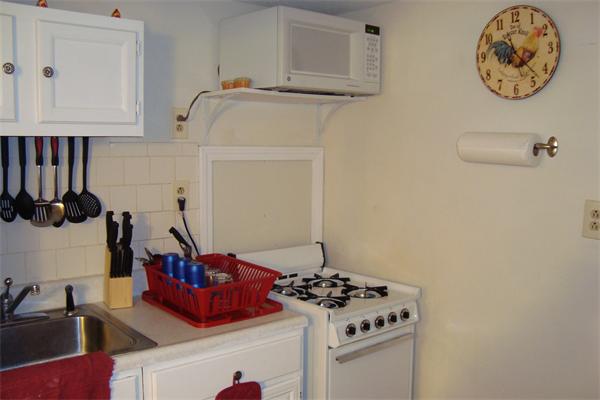 40 Harding Terrace Dedham, MA 02026 - Photo 23 of 27 Gallery Image 23