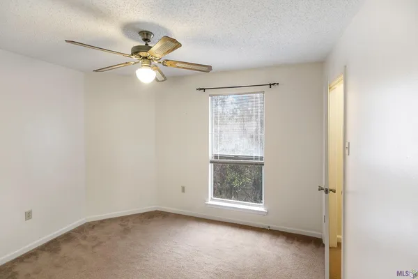 $83,500 | 8091 Bayou Fountain Avenue, Unit 402, Baton Rouge, LA 70820