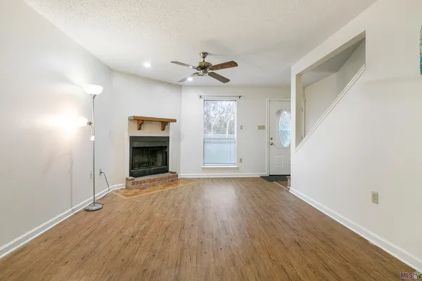 $83,500 | 8091 Bayou Fountain Avenue, Unit 402, Baton Rouge, LA 70820