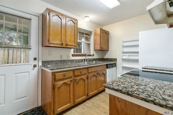 $83,500 | 8091 Bayou Fountain Avenue, Unit 402, Baton Rouge, LA 70820