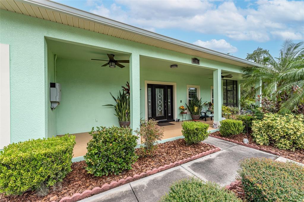 13810 Walden Sheffield Road Dover, FL 33527 - Photo 7 of 52 Gallery Image 7