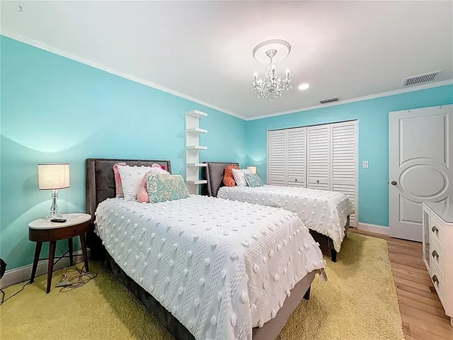 $9,500 | 8693 15th Street North, St. Petersburg, FL 33702