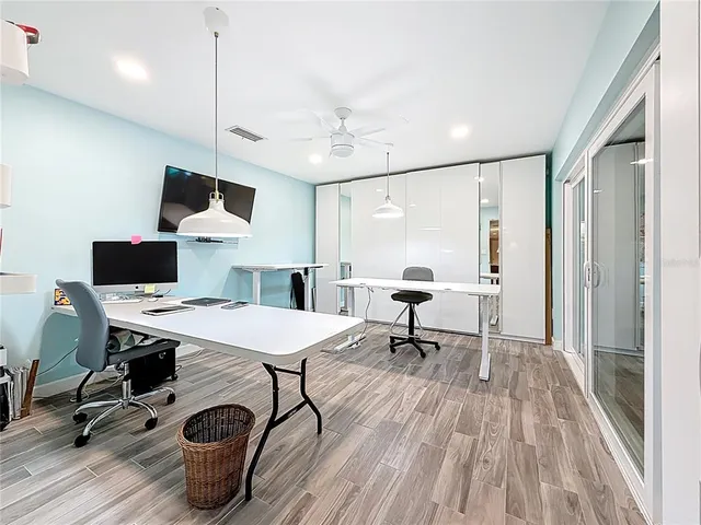 $9,500 | 8693 15th Street North, St. Petersburg, FL 33702