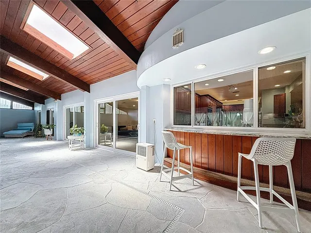 $9,500 | 8693 15th Street North, St. Petersburg, FL 33702