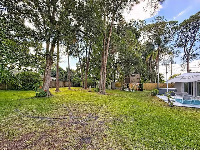 $9,500 | 8693 15th Street North, St. Petersburg, FL 33702