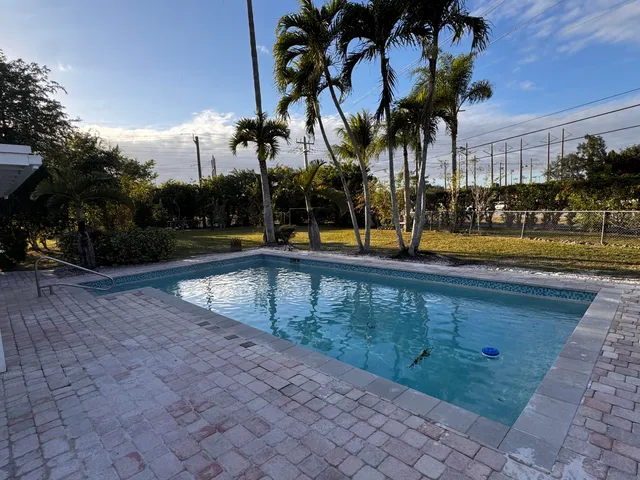 $3,900 | 4971 Ataman Street, Boca Raton, FL 33428
