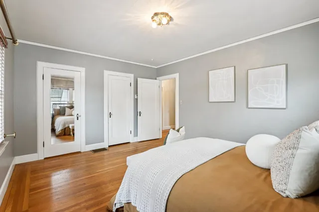 $949,000 | 2200 2nd Avenue, Sacramento, CA 95818