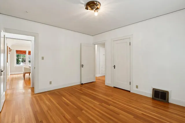 $949,000 | 2200 2nd Avenue, Sacramento, CA 95818