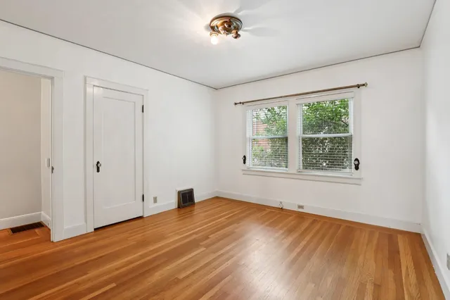 $949,000 | 2200 2nd Avenue, Sacramento, CA 95818