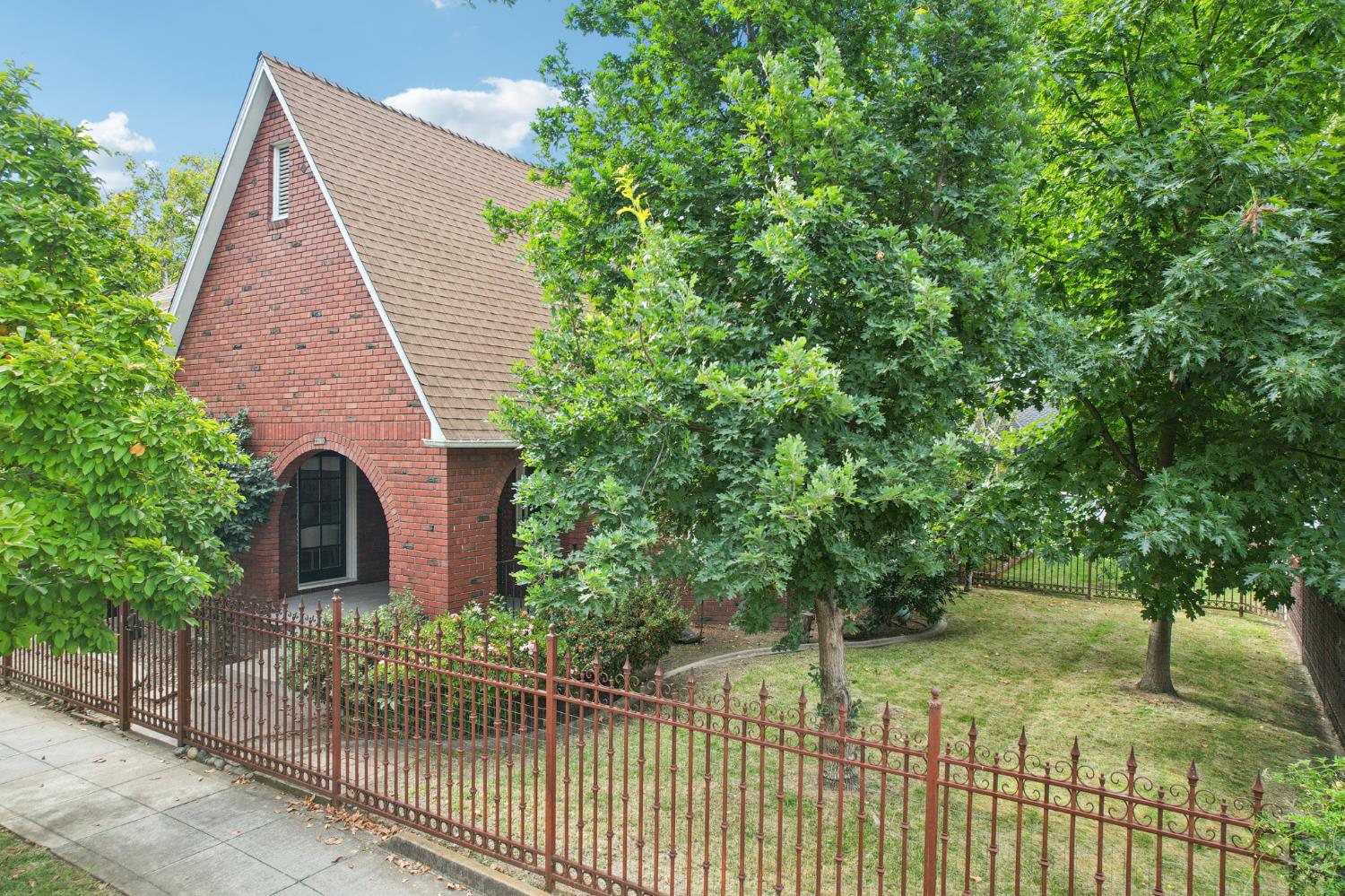 2200 2nd Avenue Sacramento, CA 95818 - Photo 5 of 69 a view of a house with a small yard