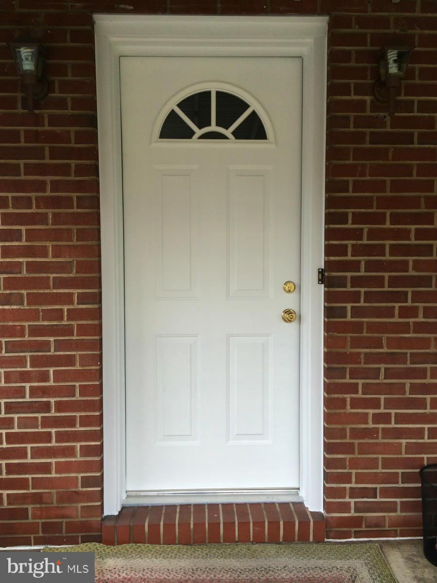 2027 Middleborough Road Essex, MD 21221 - Photo 12 of 24 Exterior (Front)