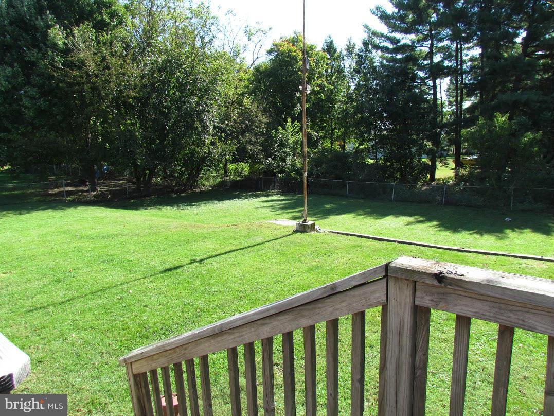 2027 Middleborough Road Essex, MD 21221 - Photo 5 of 24 Back Yard