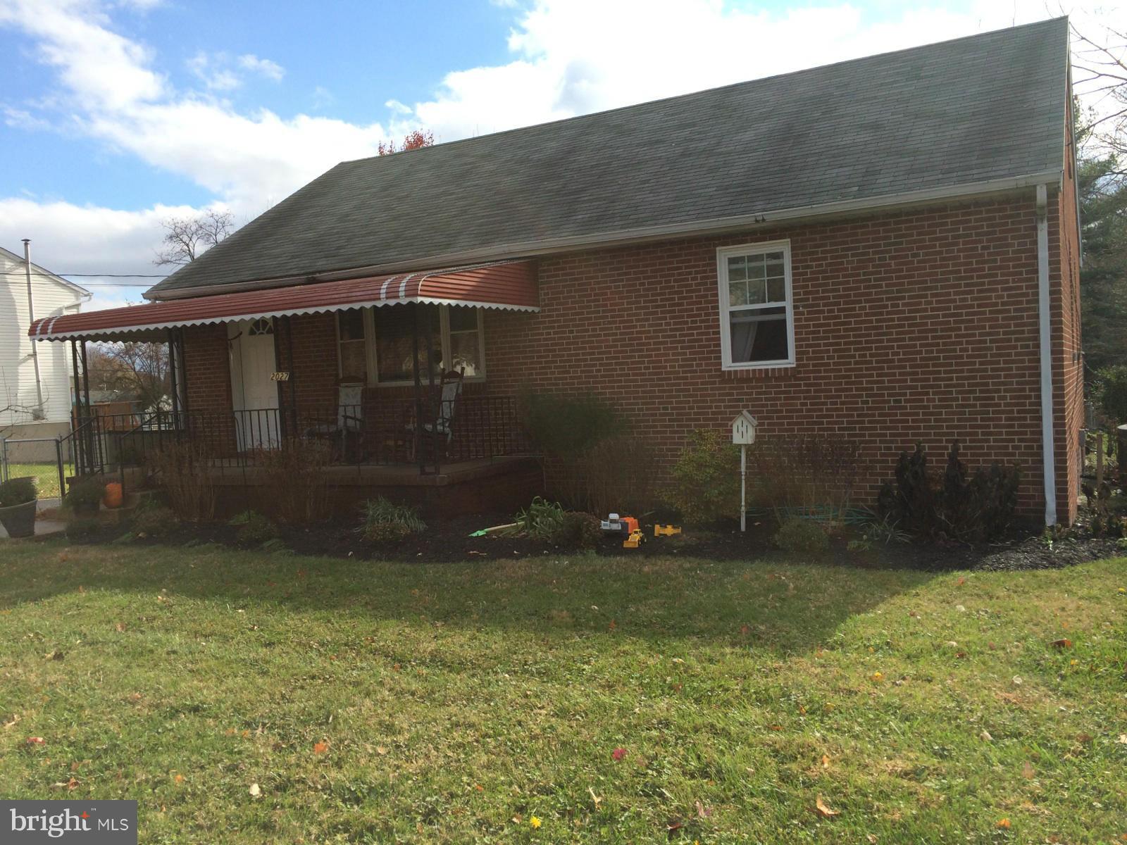 2027 Middleborough Road Essex, MD 21221 - Photo 10 of 24 Exterior (Front)