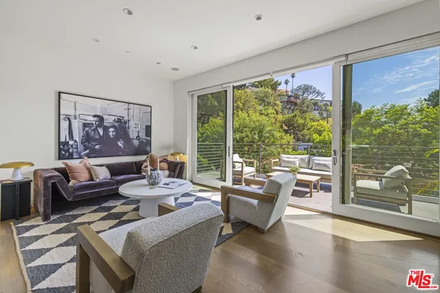 $3,000,000 | 2756 Westshire Drive, Los Angeles, CA 90068