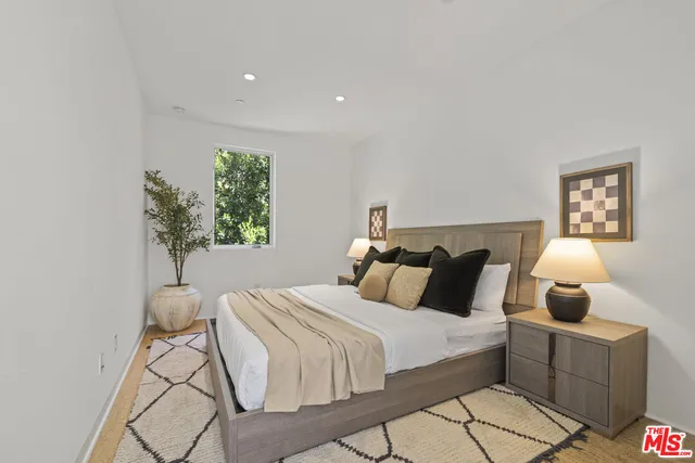 $3,000,000 | 2756 Westshire Drive, Los Angeles, CA 90068