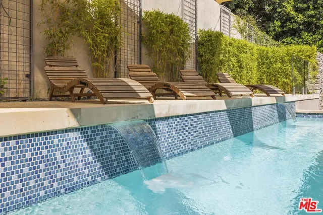 $3,000,000 | 2756 Westshire Drive, Los Angeles, CA 90068