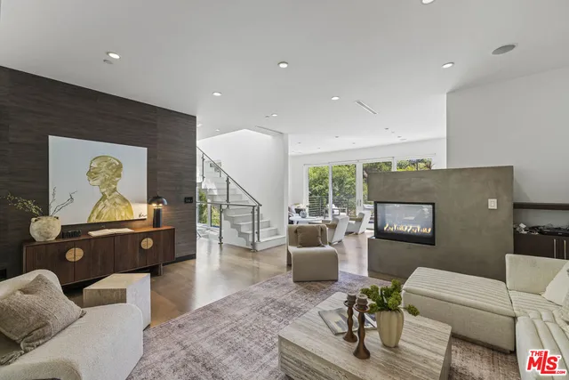 $3,000,000 | 2756 Westshire Drive, Los Angeles, CA 90068