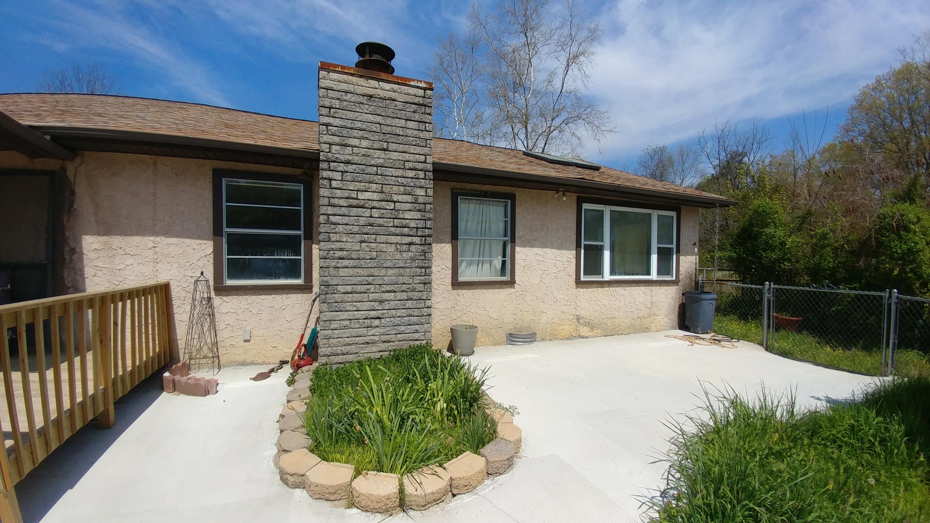 8839 Corryton Luttrell Road Luttrell, TN 37779 - Photo 2 of 40 0414171255a
