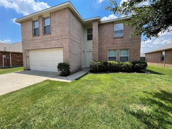 $1,995 | 2801 Mockingbird Street, Royse City, TX 75189