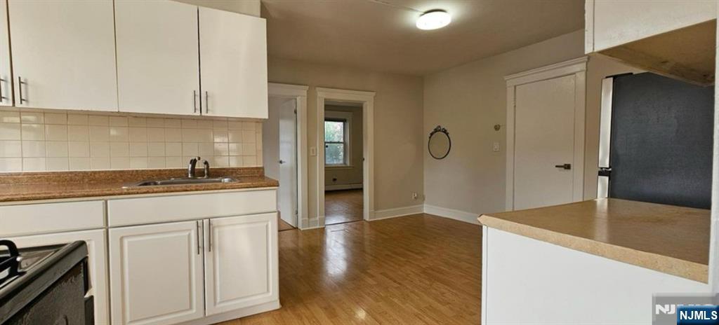 502 Broad Avenue Ridgefield, NJ 07657 - Photo 6 of 8 Gallery Image 6