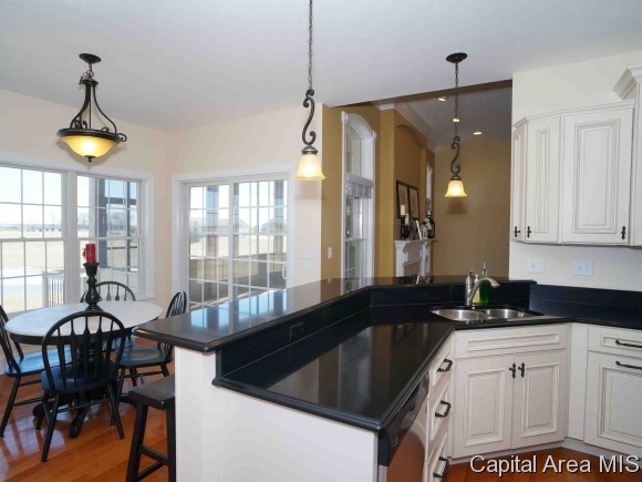 7676 Wesley Chapel Road Chatham, IL 62629 - Photo 7 of 22