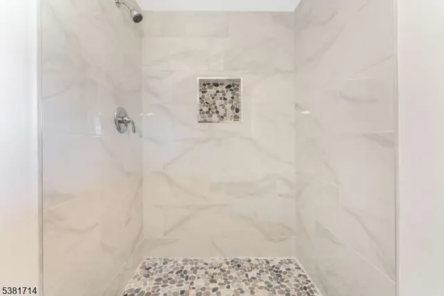 a picture of a bathroom