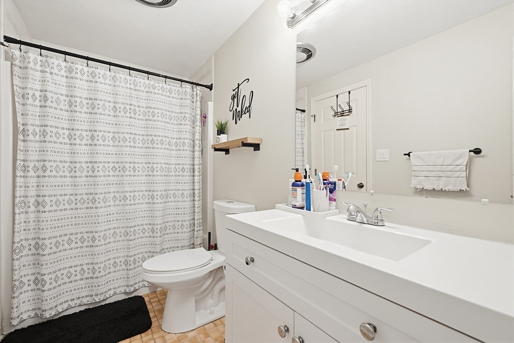 510 Ridgefield Circle, Unit C Clinton, MA 01510 - Photo 21 of 24