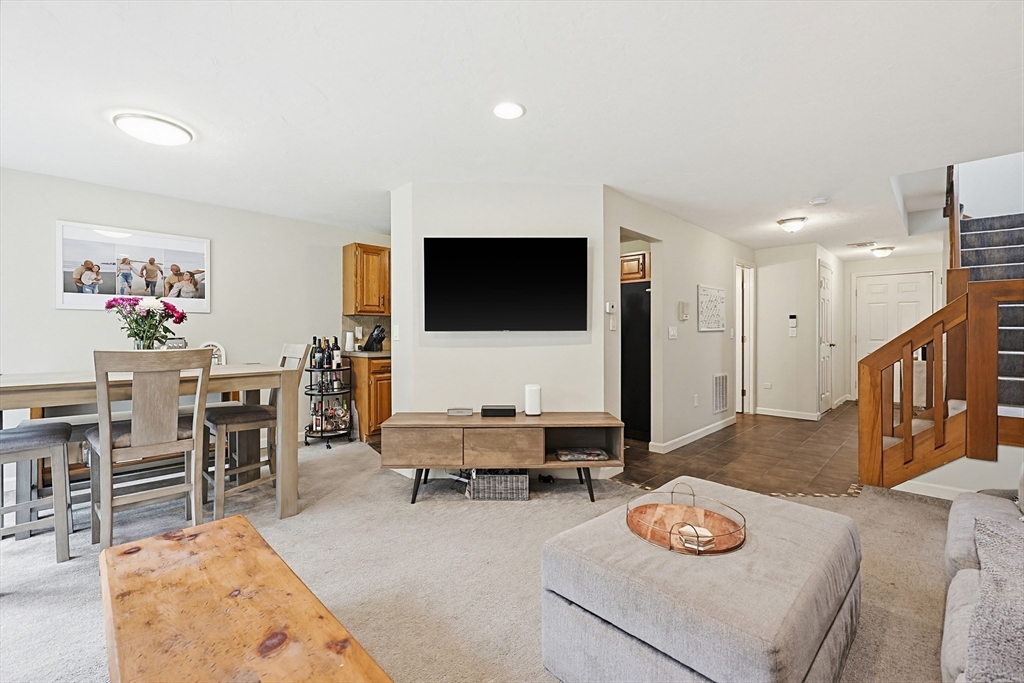 510 Ridgefield Circle, Unit C Clinton, MA 01510 - Photo 5 of 24