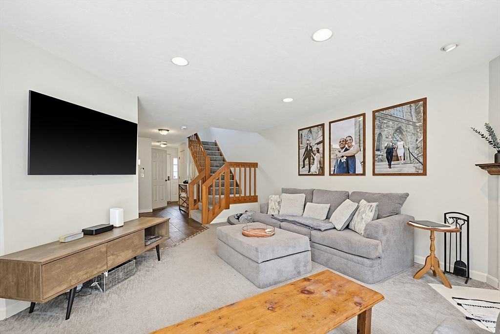 510 Ridgefield Circle, Unit C Clinton, MA 01510 - Photo 6 of 24