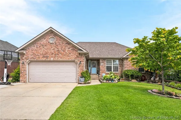 $425,000 | 5511 Silver Palm Place, Jeffersonville, IN 47130