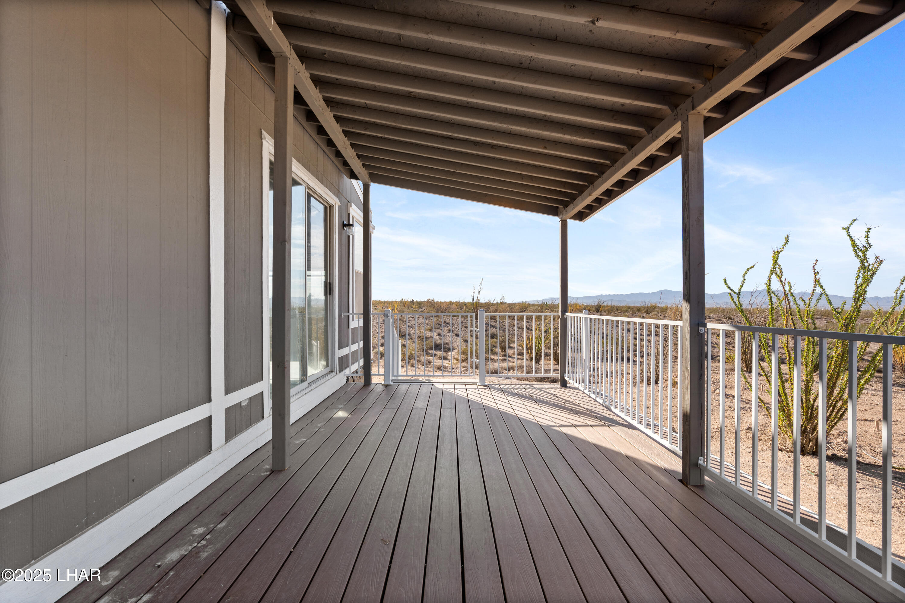 14445 Ashurst Road Yucca, AZ 86438 - Photo 21 of 57 20_dsc09331