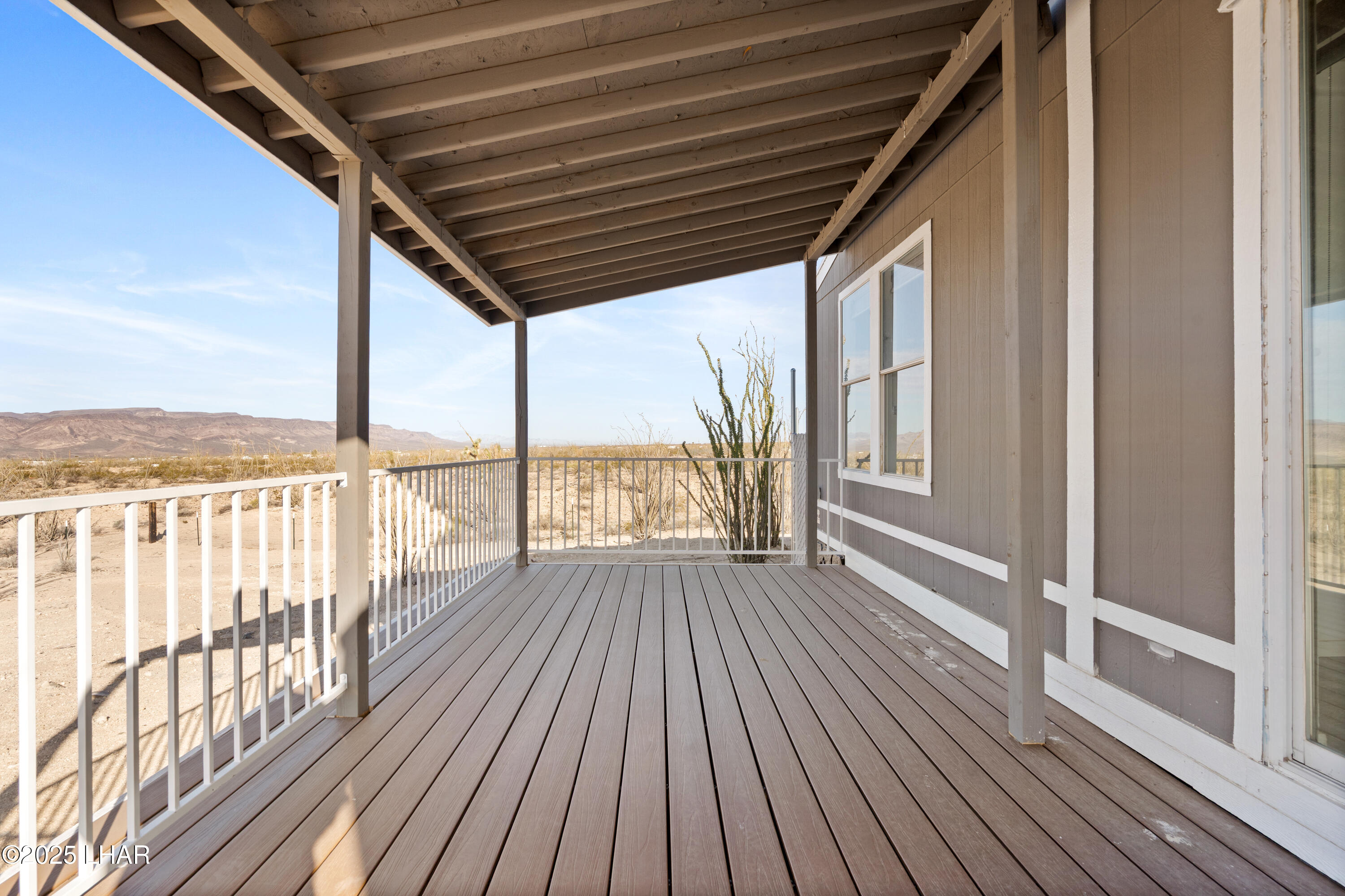 14445 Ashurst Road Yucca, AZ 86438 - Photo 22 of 57 21_dsc09336