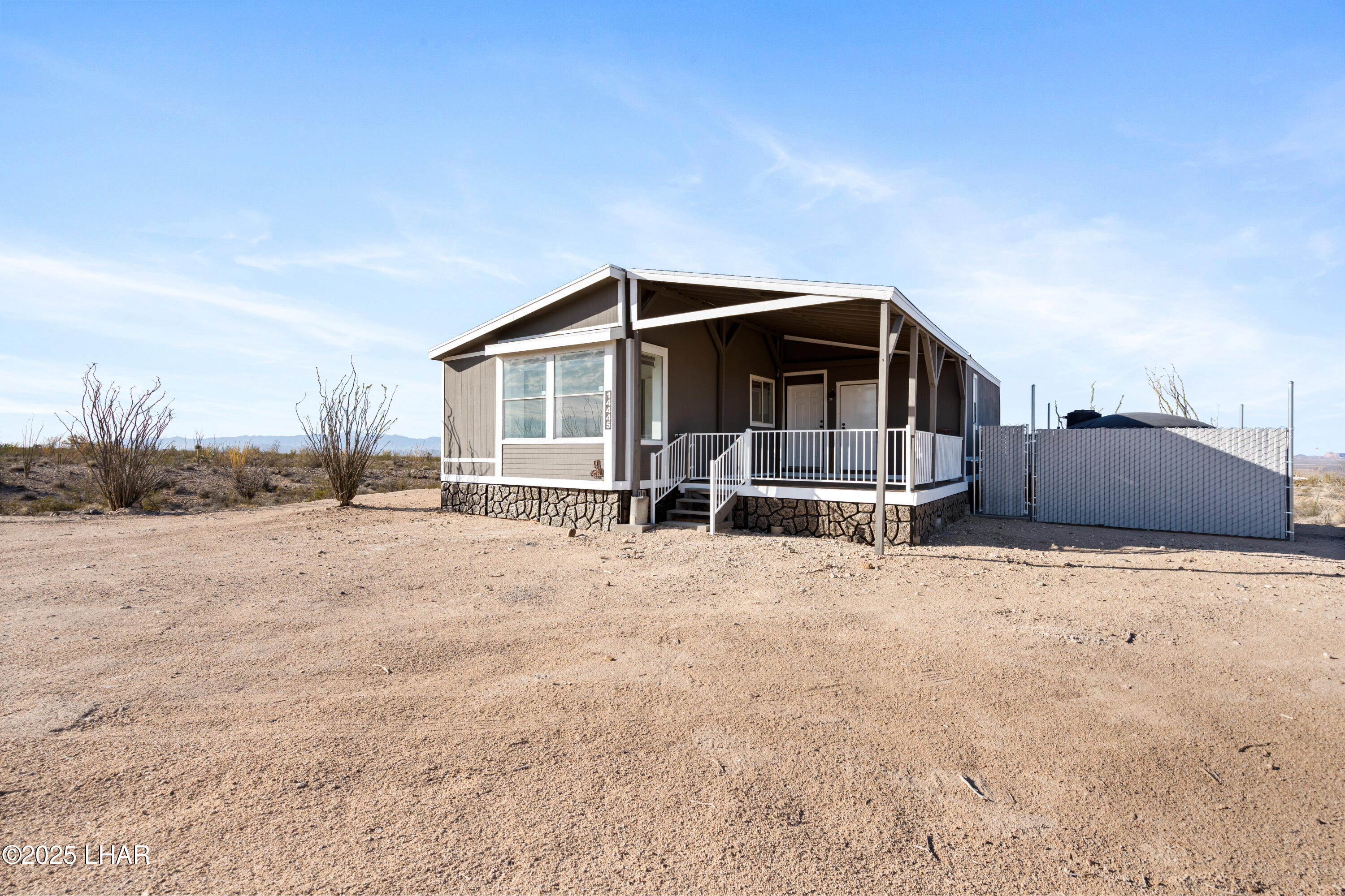 14445 Ashurst Road Yucca, AZ 86438 - Photo 33 of 57 32_dsc09391