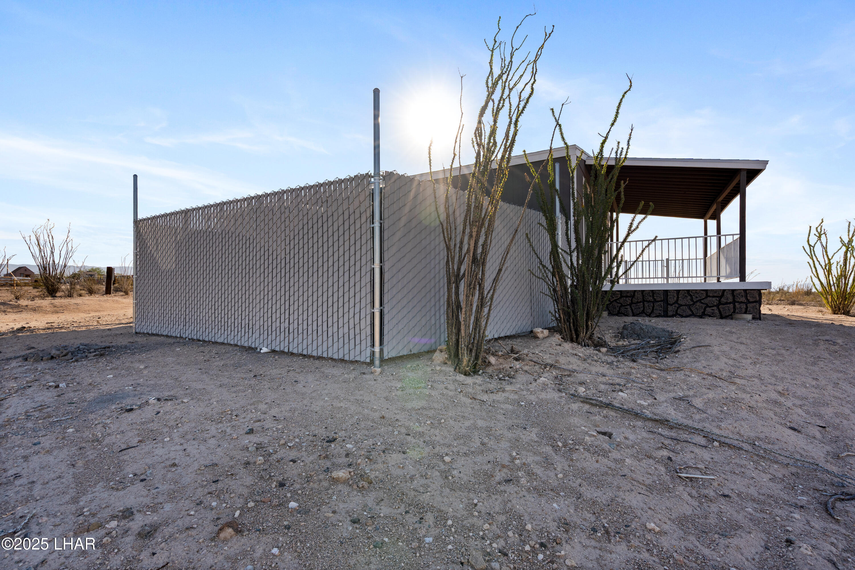 14445 Ashurst Road Yucca, AZ 86438 - Photo 35 of 57 34_dsc09400