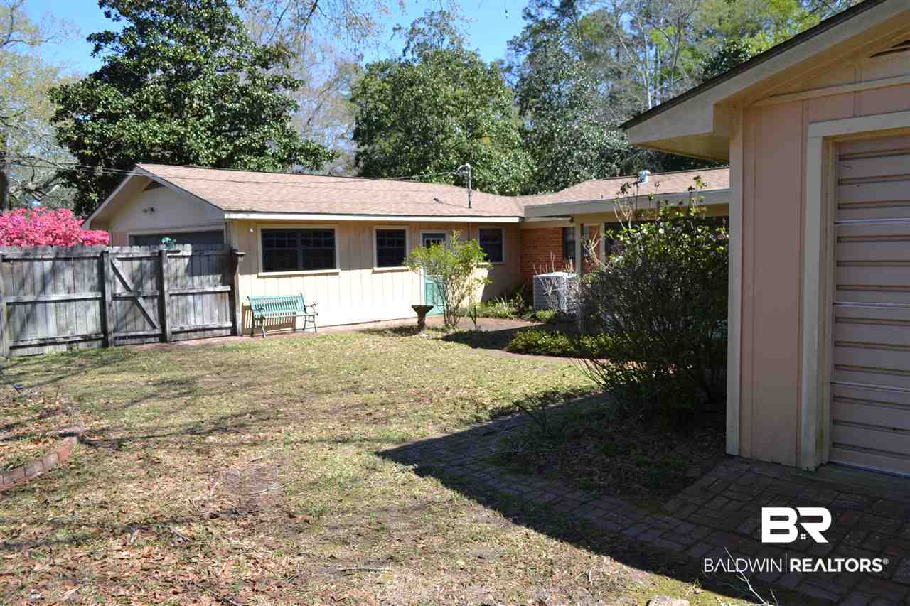 1525 North Alston Street Foley, AL 36535 - Photo 24 of 26 Rear Yard