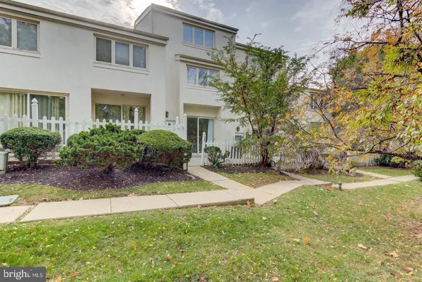 $3,975 | 107 Montrose Avenue, Bryn Mawr, PA 19010